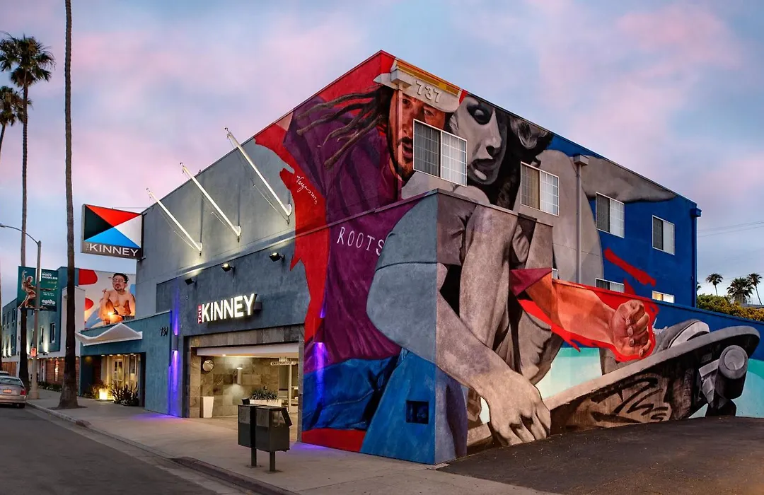 The Kinney - Venice Beach-1