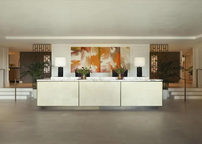 Hotels with pool L'Ermitage Beverly Hills