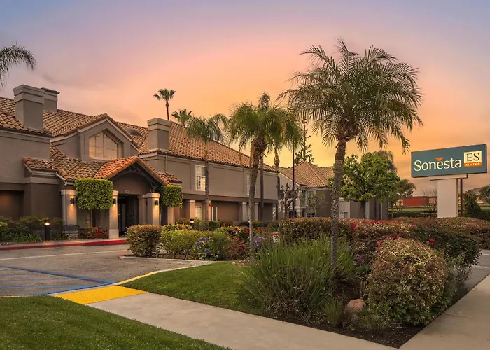 Sonesta Es Suites Chatsworth